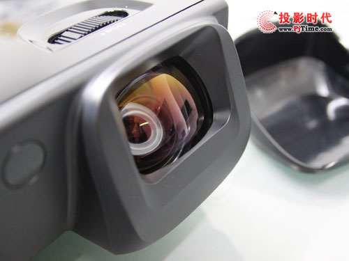 短焦怪兽 奥图码EX525ST投影机