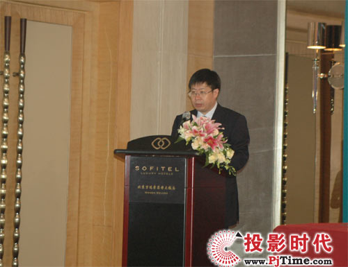 海信电器(600060)总经理刘洪新