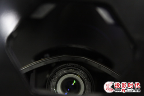 自由曲面凹透镜