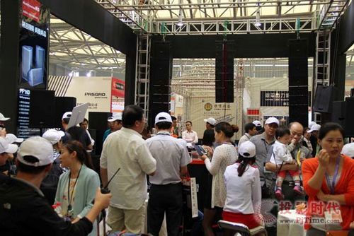 Audiocenter奥雷展位现场人潮如织 Audiocenter奥雷展位现场人潮如织