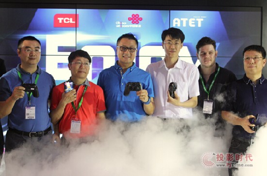 TCL TV+家庭娱乐电视高调亮相ChinaJoy