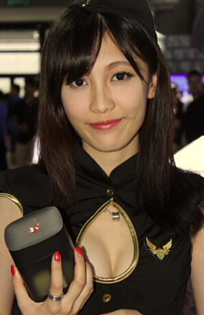 TCL TV+家庭娱乐电视高调亮相ChinaJoy