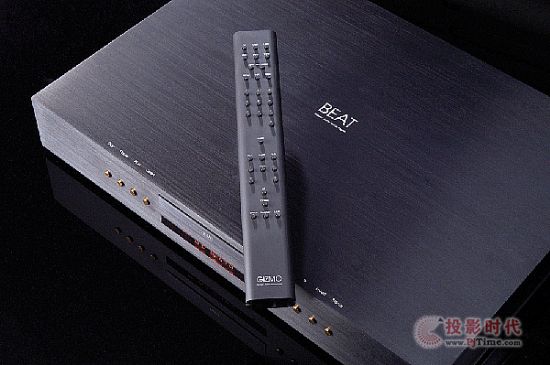 超额电源供应:Densen B-440XS CD唱盘