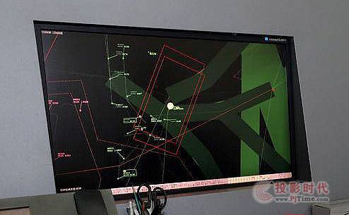 空中作战指挥控制中心进行飞行状态实时监控 空中作战指挥控制中心进行飞行状态实时监控