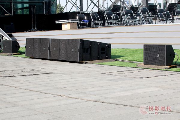 JBL VTX V12