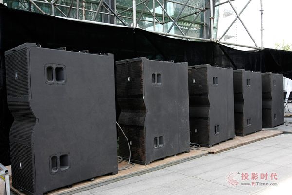 JBL VTX V12